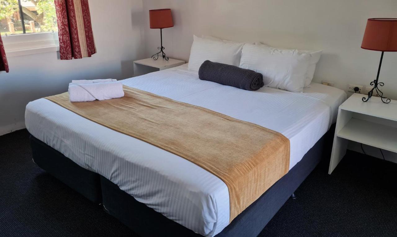 Seaton Arms Motor Inn Albury Extérieur photo