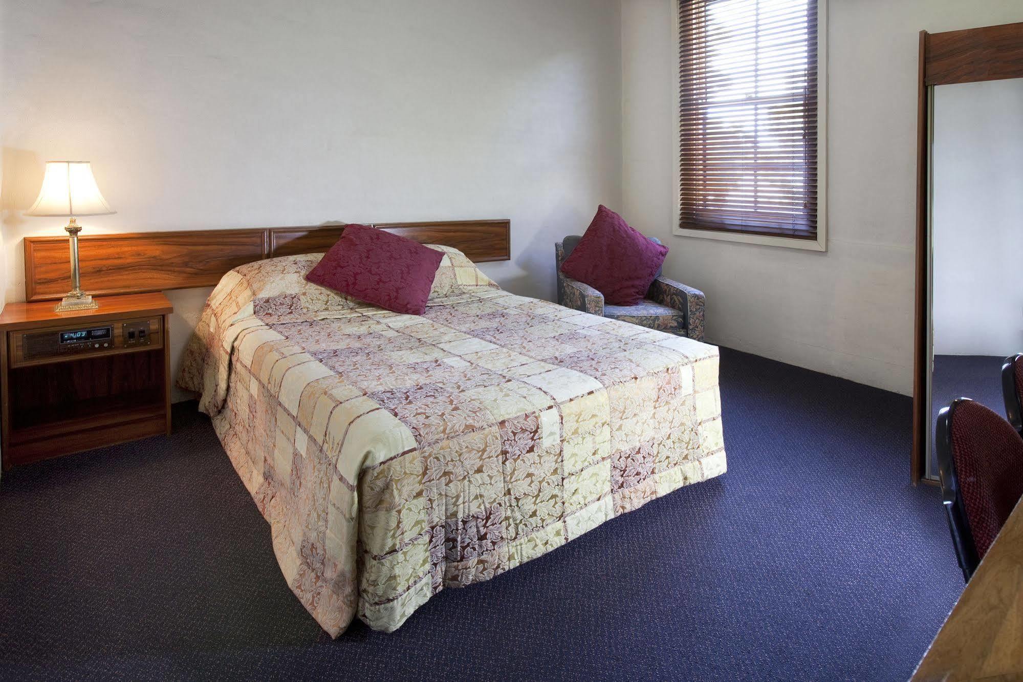 Seaton Arms Motor Inn Albury Extérieur photo